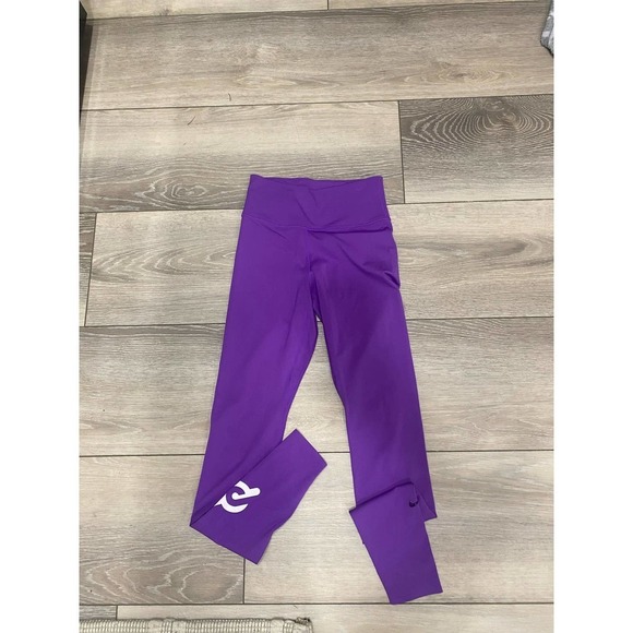 Peloton Nike One Luxe Tight Bright Purple - Picture 5 of 6